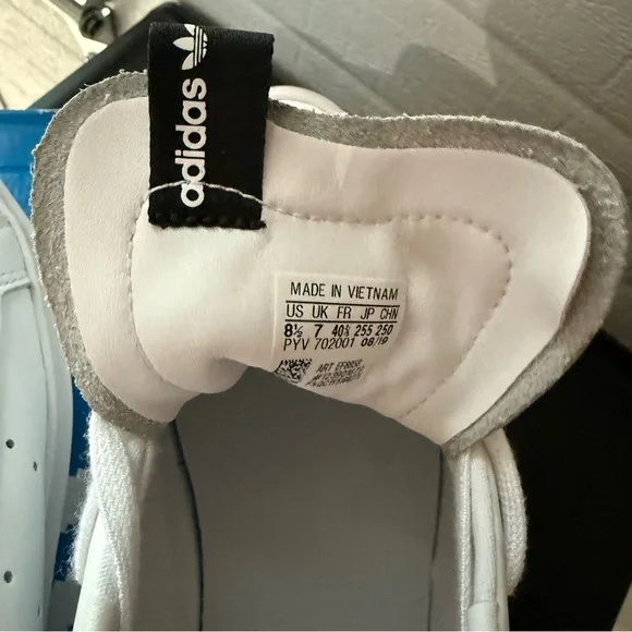 Adidas Sleek Super - Picture 3 of 4